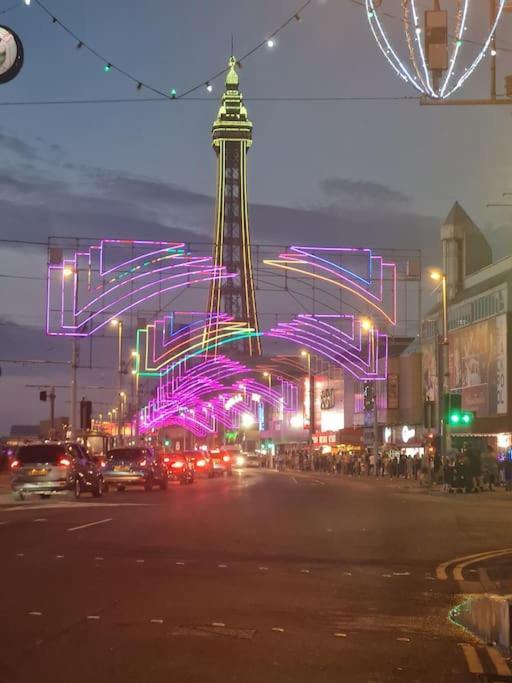30 The Elms Blackpool Exterior foto